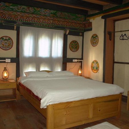 Ama'S Village Lodge Paro Extérieur photo