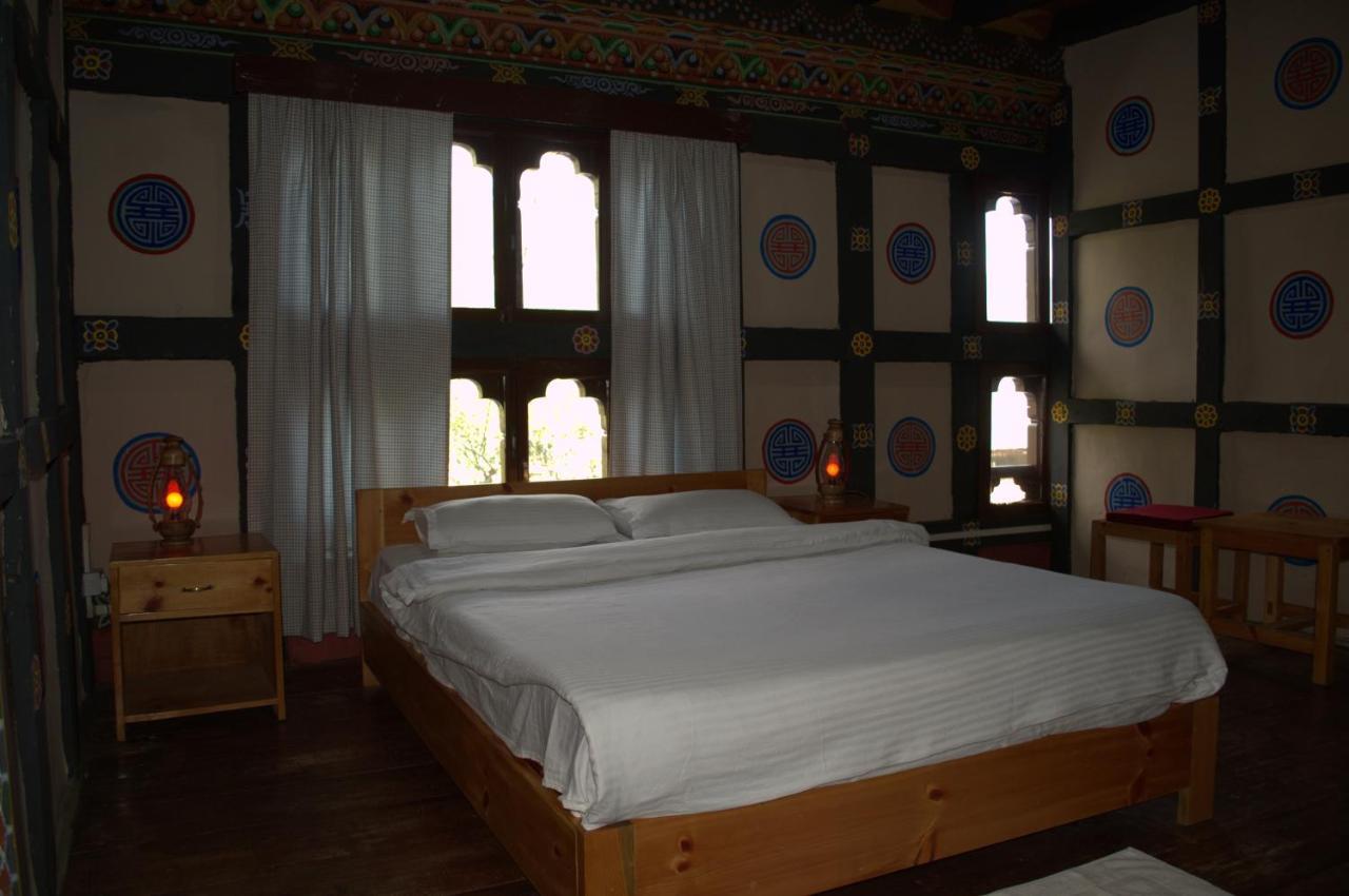 Ama'S Village Lodge Paro Extérieur photo