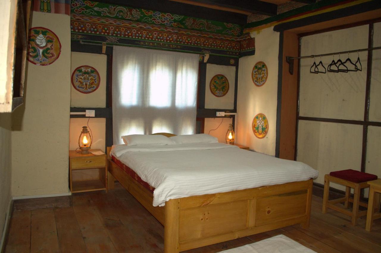 Ama'S Village Lodge Paro Extérieur photo