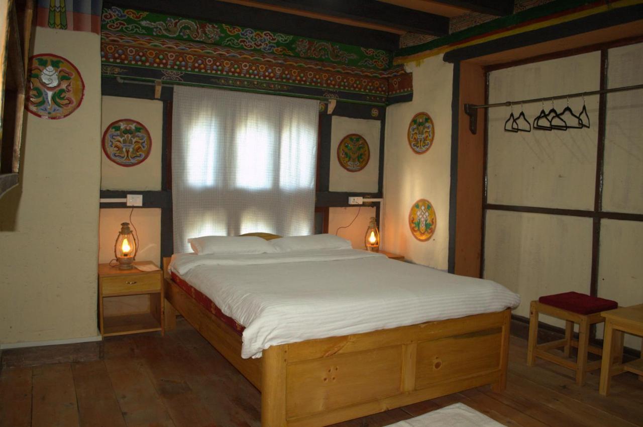 Ama'S Village Lodge Paro Extérieur photo