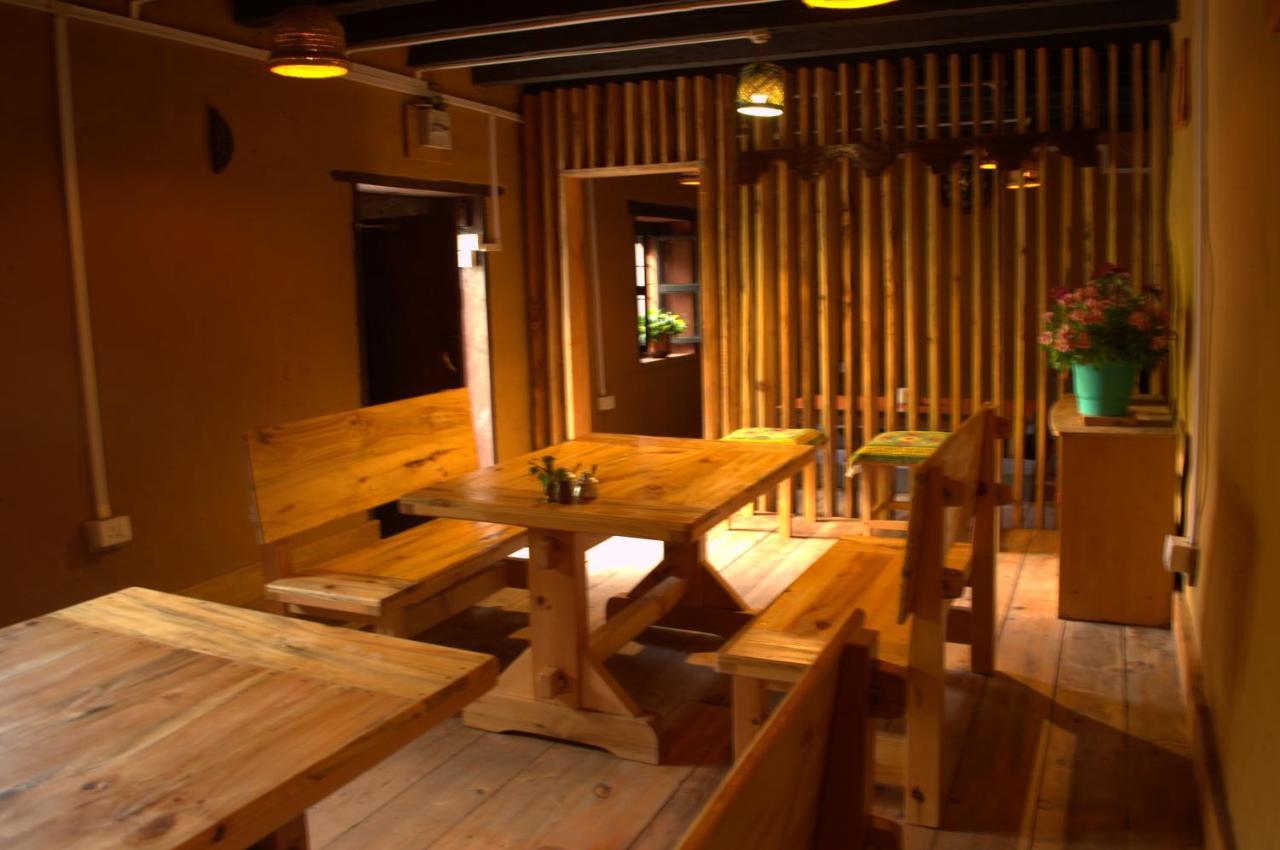 Ama'S Village Lodge Paro Extérieur photo